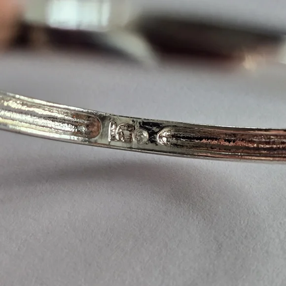 Liz Claiborne hoop earrings silver tone metal hoops big large classic LC - Picture 6 of 10